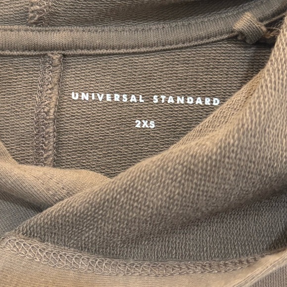 Universal Standard French Terry Pullover Hoodie Sweatshir - Picture 4 of 5